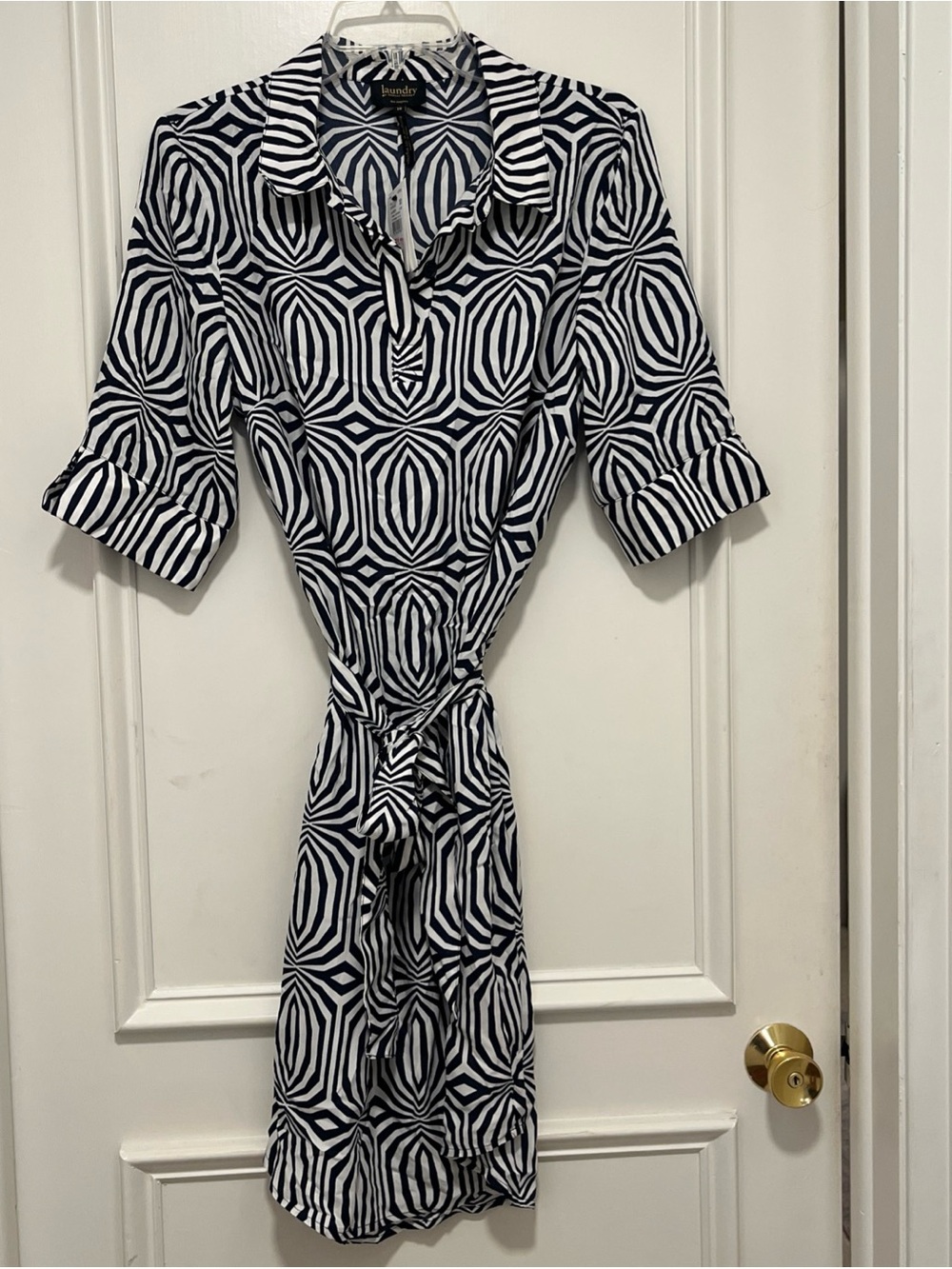 Laundry By Shelli Segal Black and White Geometric Midi Shirtdress